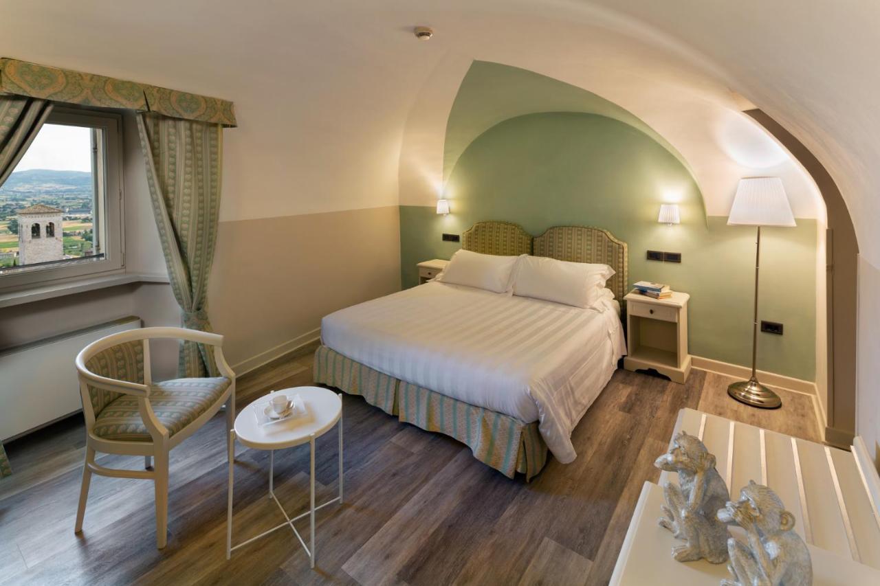 Hotel Fontebella Assisi Bagian luar foto