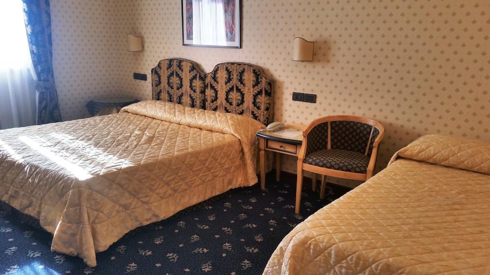 Hotel Fontebella Assisi Bagian luar foto