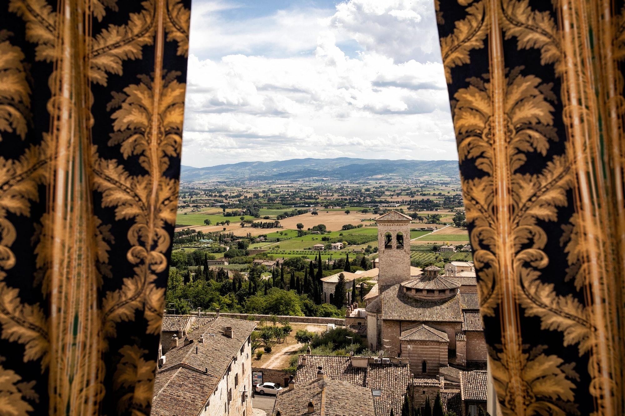 Hotel Fontebella Assisi Bagian luar foto