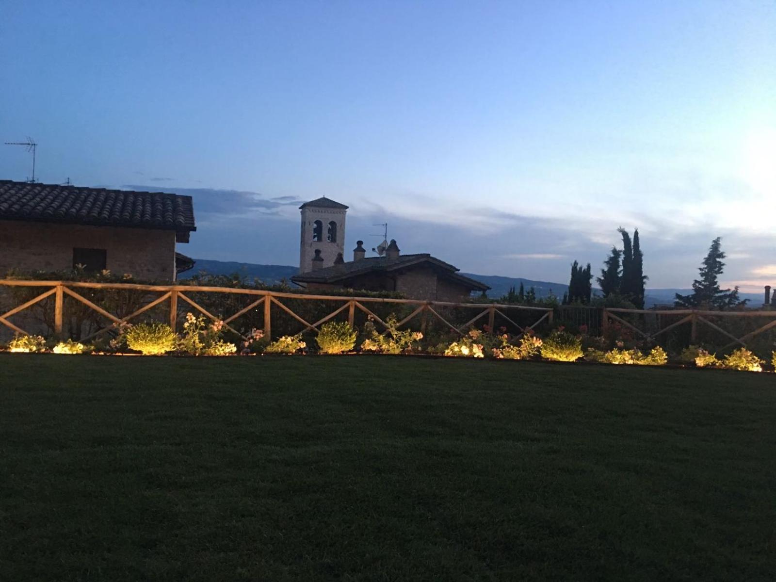 Hotel Fontebella Assisi Bagian luar foto