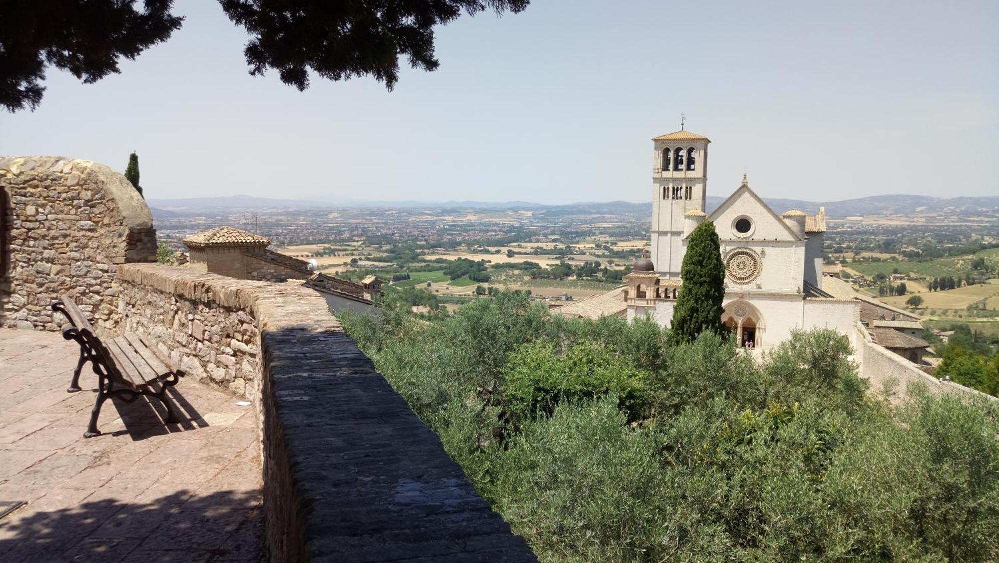 Hotel Fontebella Assisi Bagian luar foto